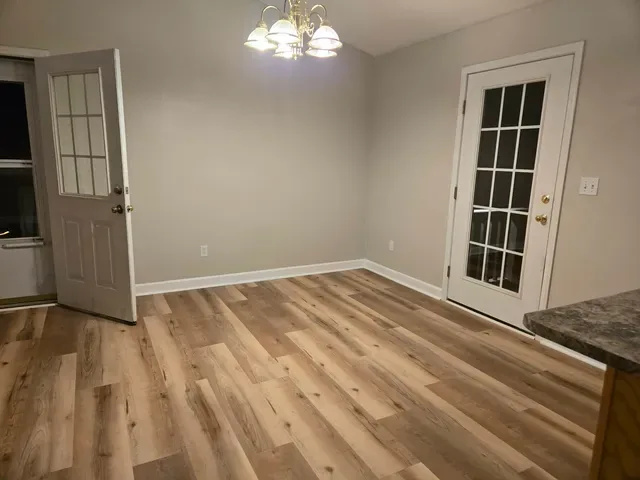 After cleaning photo - Fresh Dining Area