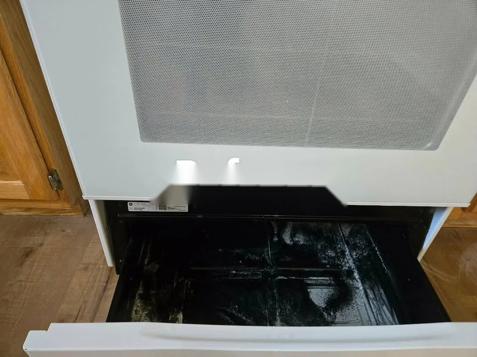 Before cleaning photo - Oven Drawer Detail